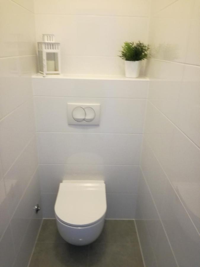 Apartments By The Sea Banjol, Rab - 12838 מראה חיצוני תמונה
